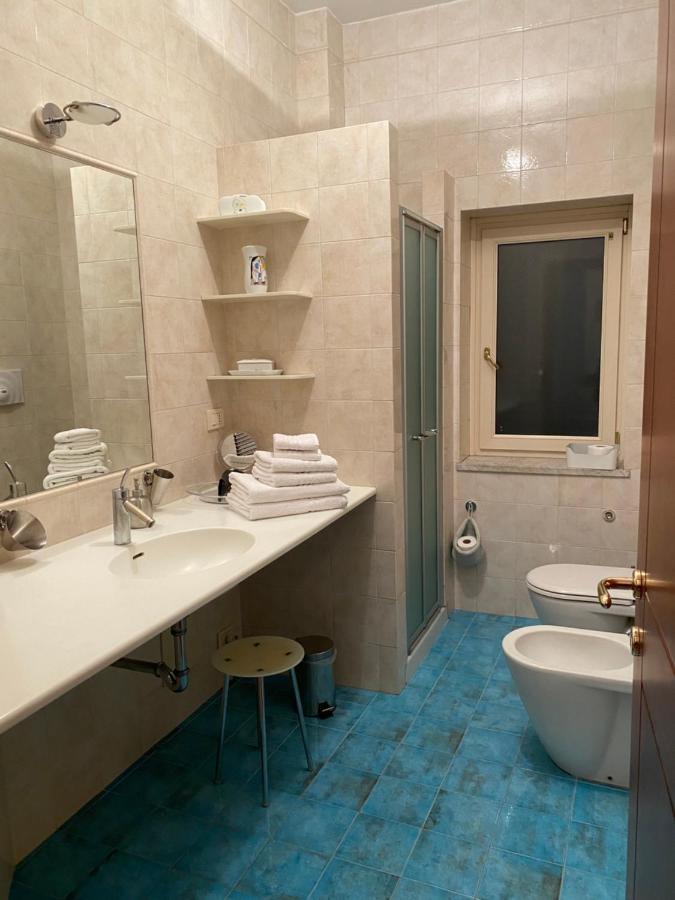 Home Toledo 355 Napoli Eksteriør bilde