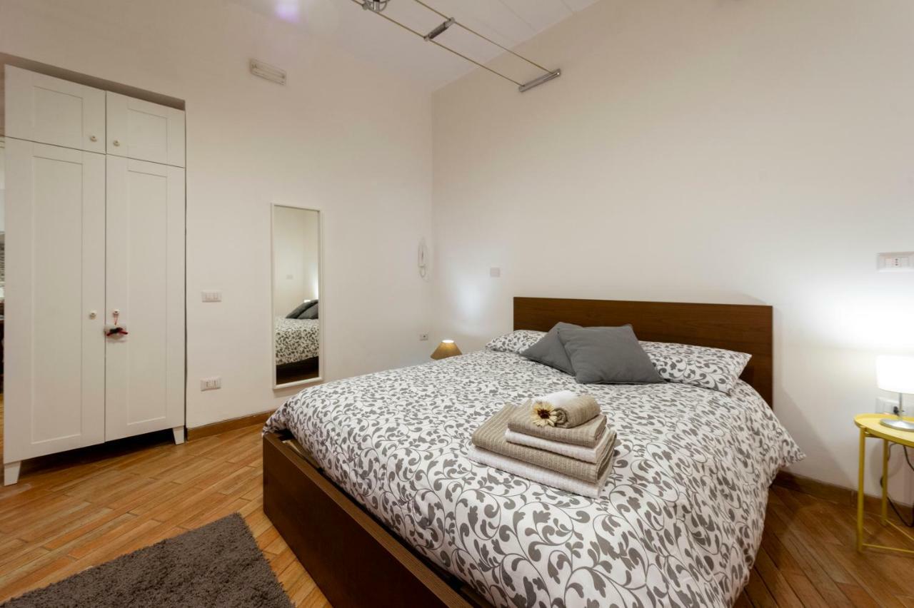Home Toledo 355 Napoli Eksteriør bilde